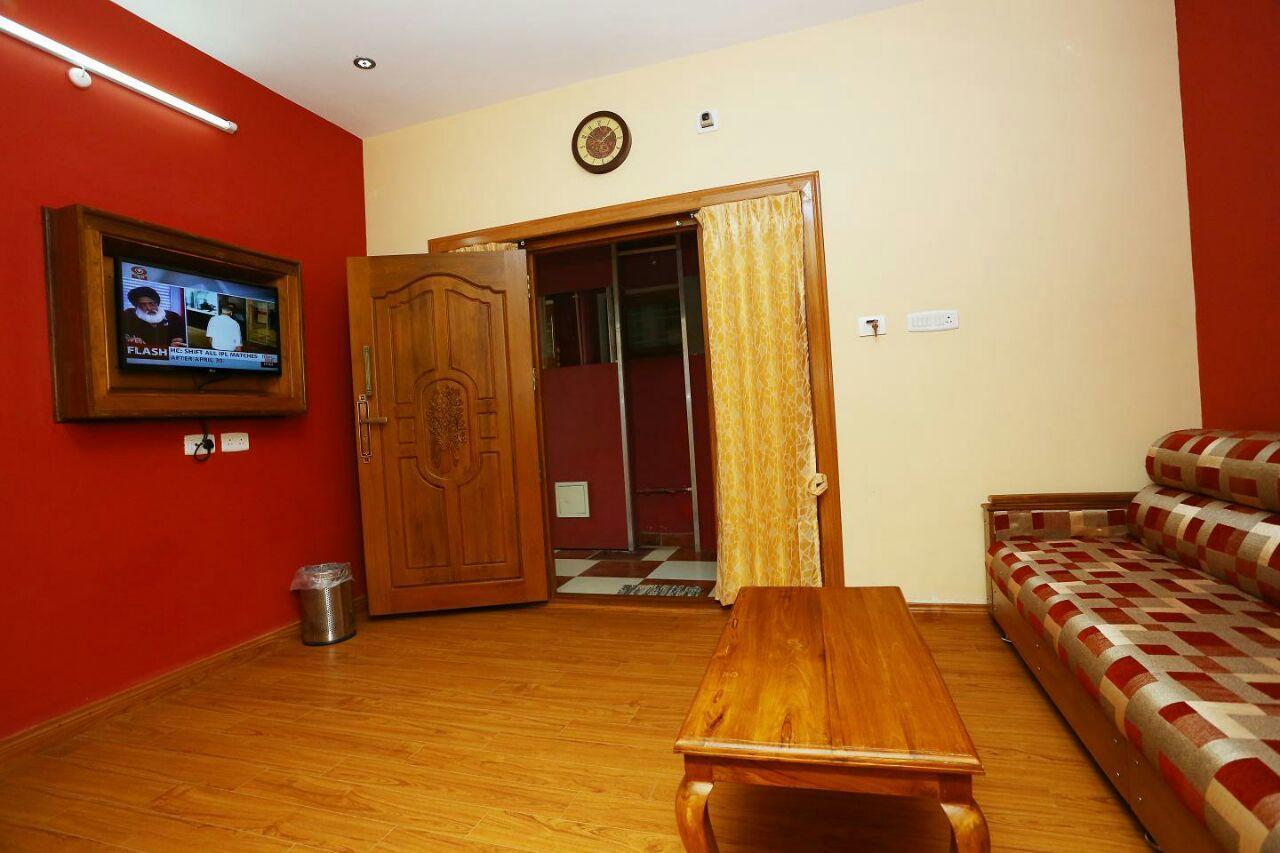 Mmr Grand Inn Ооти Екстериор снимка